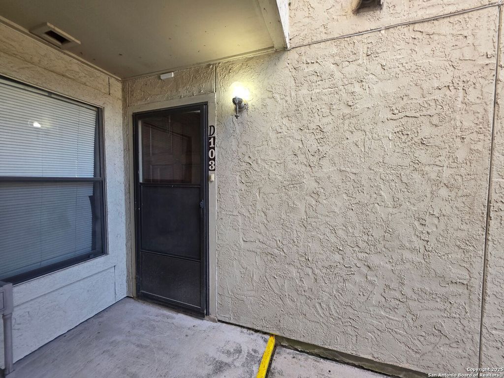 Photo of 5322 Medical Dr D-103 #D-103, San Antonio, TX 78240 (MLS # 1919383)