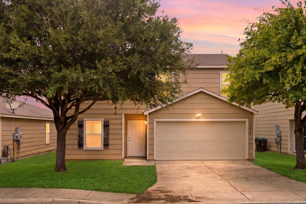Photo of 10947 Rustic Spoke, San Antonio, TX 78245 (MLS # 1993168)