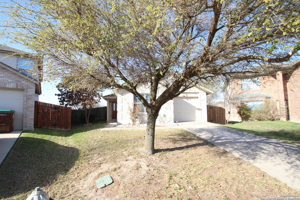 Photo of 8115 SONORA CAVERN, San Antonio, TX 78254 (MLS # 1996180)