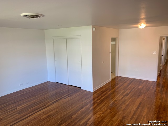 222 E Lullwood Ave #220 220
