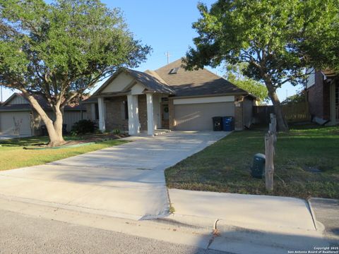 Photo of 137 Conway Castle, New Braunfels, TX 78130 (MLS # 1923273)
