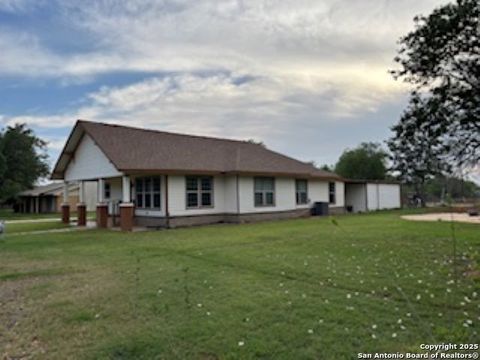 MLS: 1860490