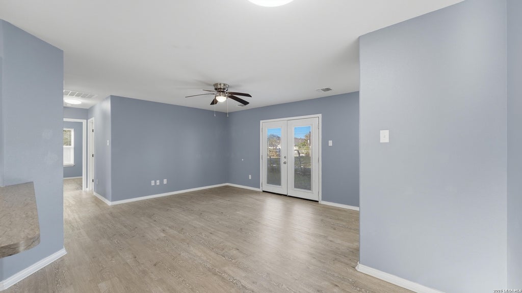 Photo of 815 Fourth, Seguin, TX 78155 (MLS # 2024552)