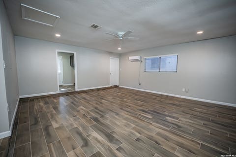 Tiny photo for 5628 CHARLIE CHAN DR, San Antonio, TX 78240 (MLS # 1995298)