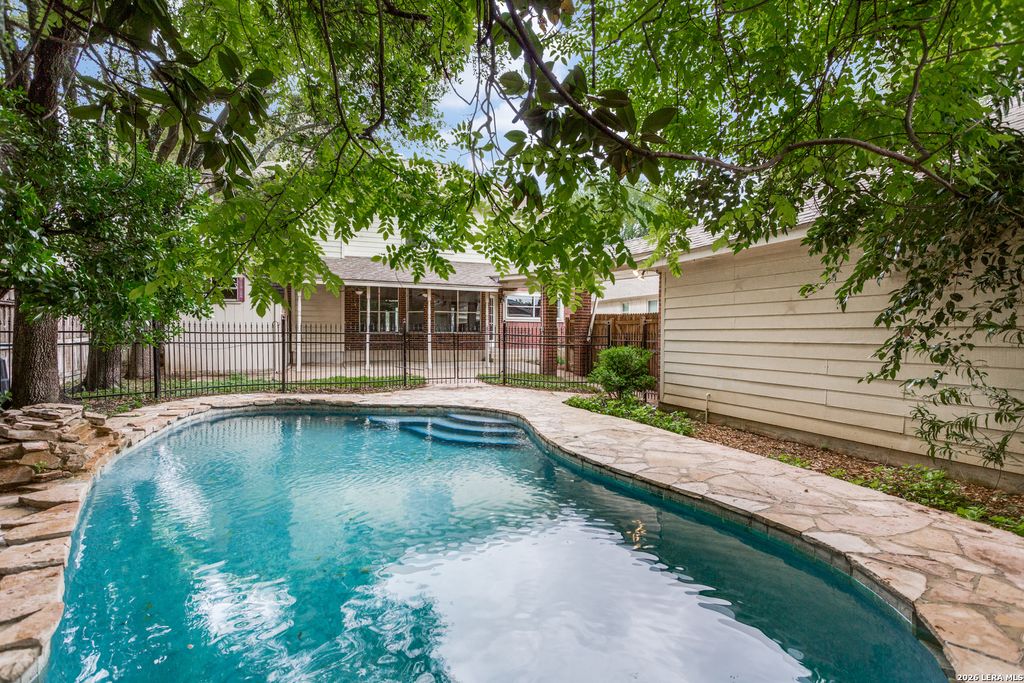 Photo of 13803 Shavano Glenn, San Antonio, TX 78230 (MLS # 1955451)