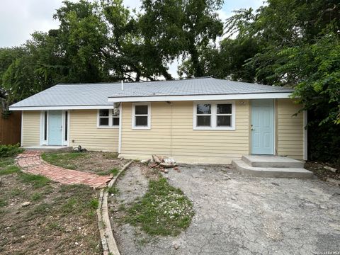 Photo of 519 Fulton #2, San Antonio, TX 78212 (MLS # 1997435)