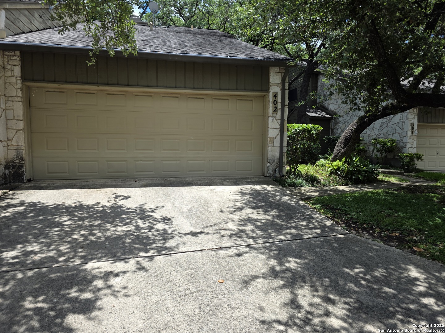 3430 Turtle Village 402