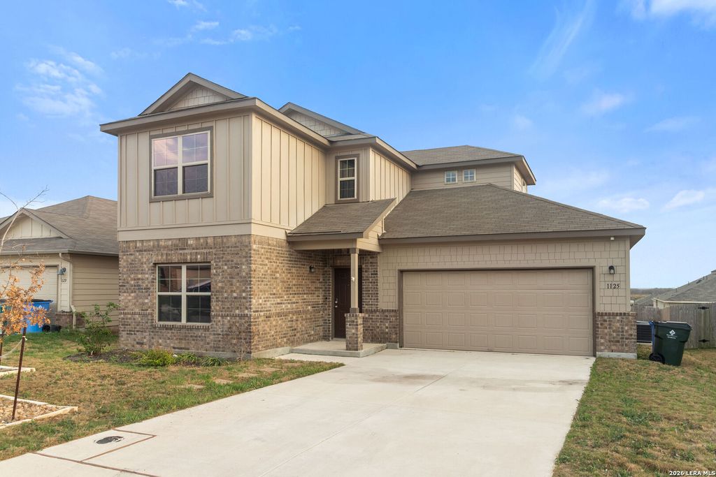 Photo of 1125 Amber Lake, Seguin, TX 78155 (MLS # 1947540)