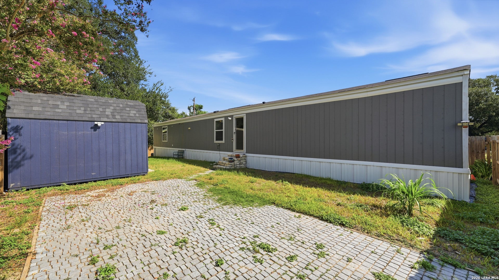 453 E Zipp Rd