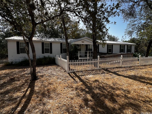1920 HICKORY WAY, SAN ANTONIO, TX 78264 - Image 32ebcecd98b2abfdda77c5a8de841ba3/1495373782