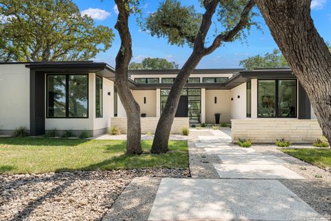 210 Cliffside Shavano Park TX 78231
