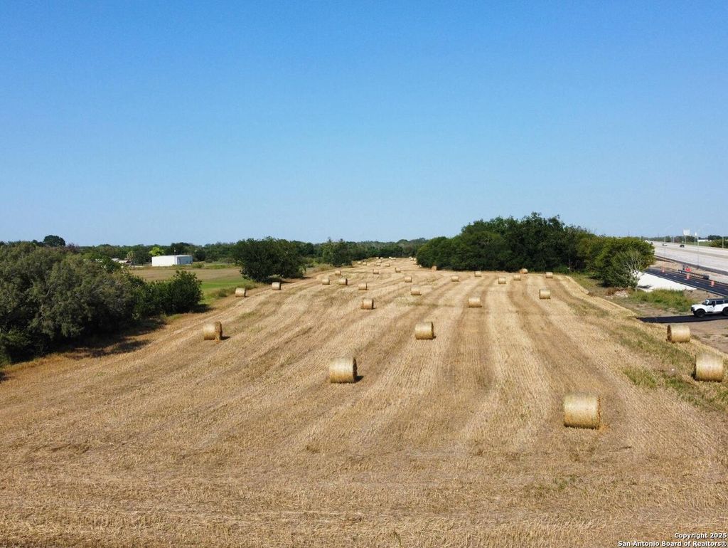 Photo of INTERSTATE Highway 10, Cibolo, TX 78108 (MLS # 1906811)