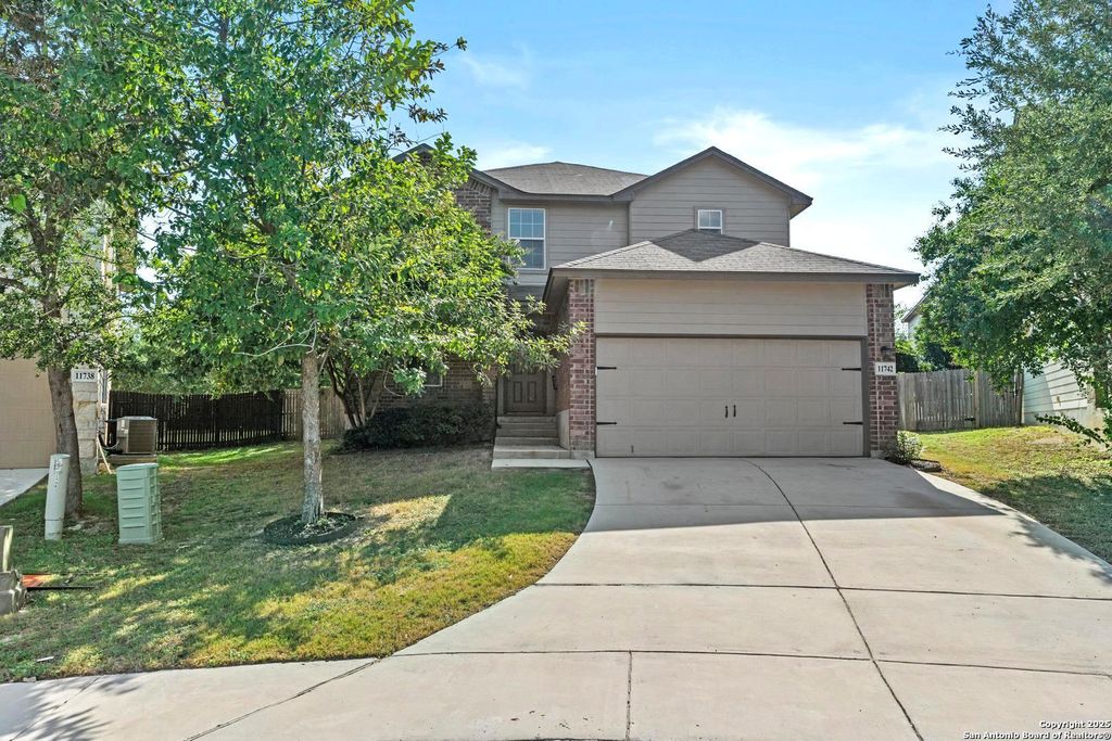Photo of 11742 Cayenne Canyon, San Antonio, TX 78245 (MLS # 1926872)