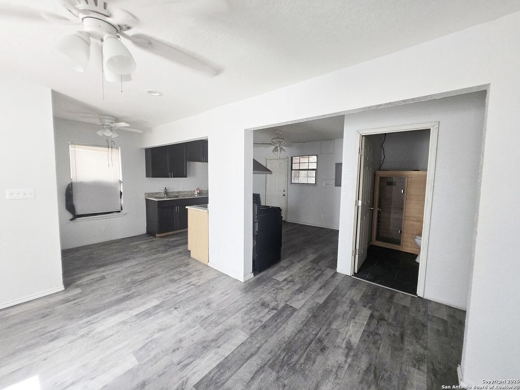 Photo of 1519 Steves, San Antonio, TX 78210 (MLS # 1934372)