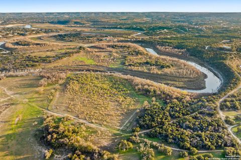 4200 Demi John Bend Rd Canyon Lake TX 78133