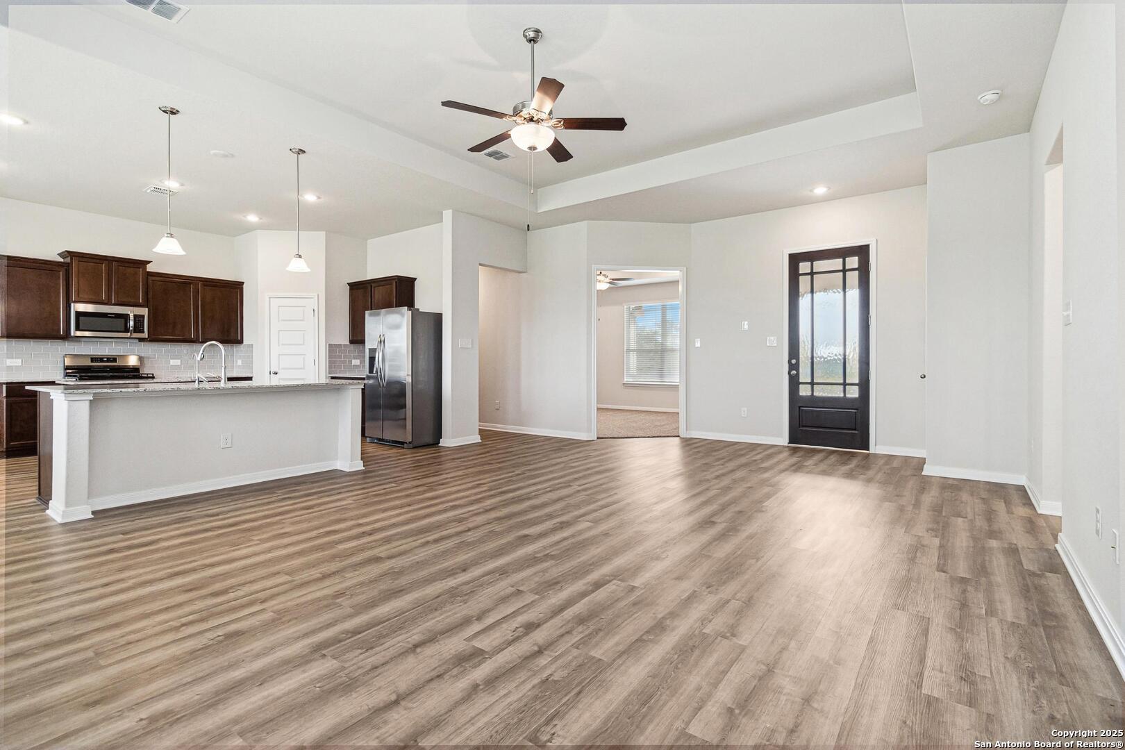 21116 Prairie Rose