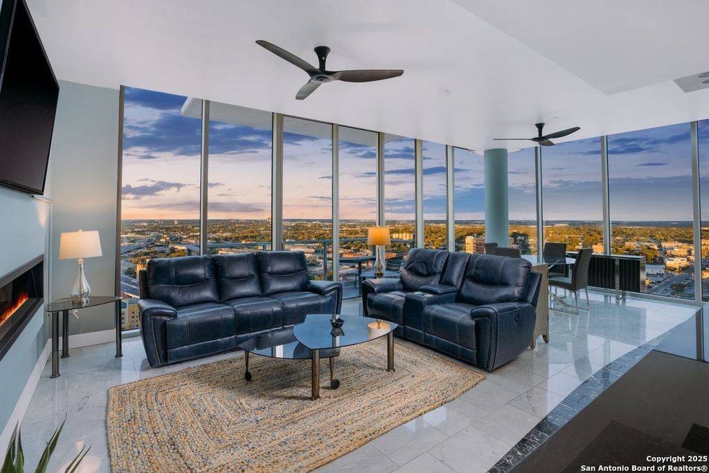 Photo of 610 E Market 2818 #2818, San Antonio, TX 78205 (MLS # 1929569)