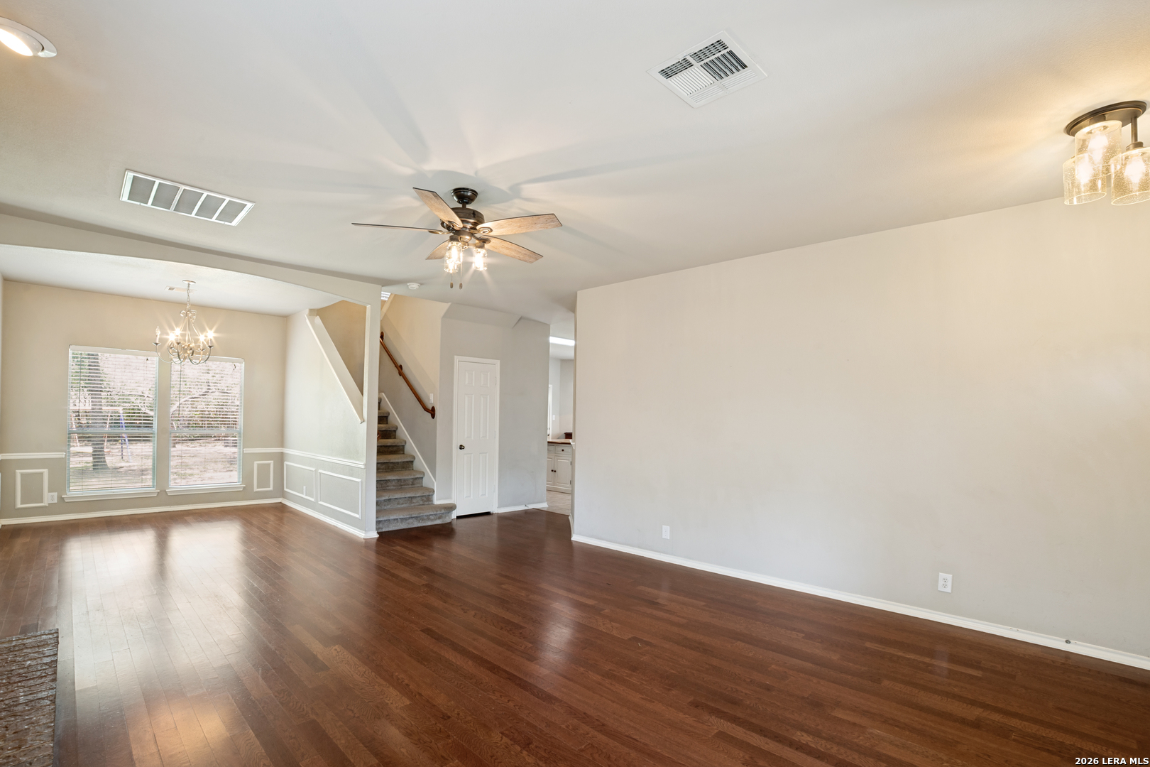423 CATTLE RANCH DR