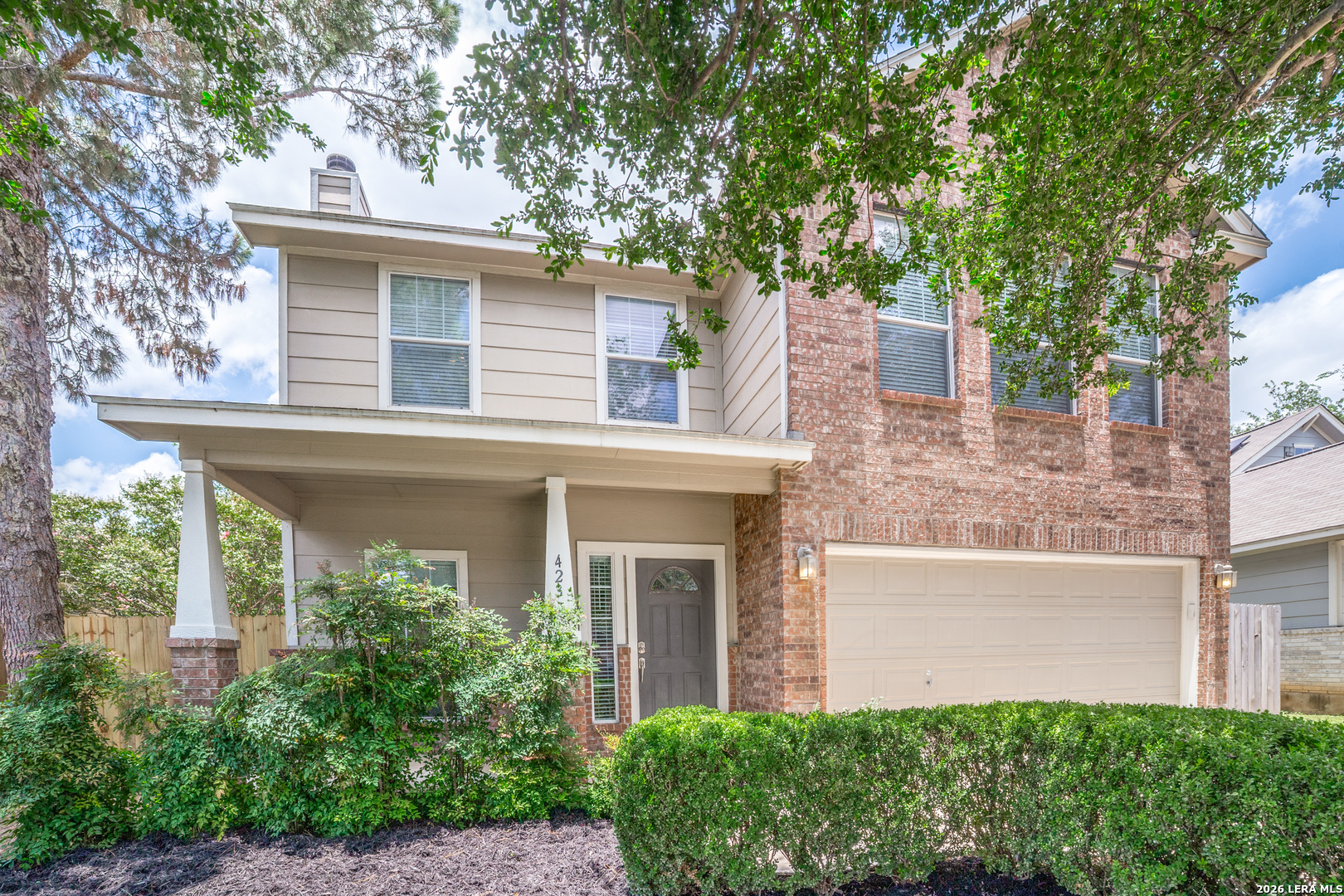 423 CATTLE RANCH DR