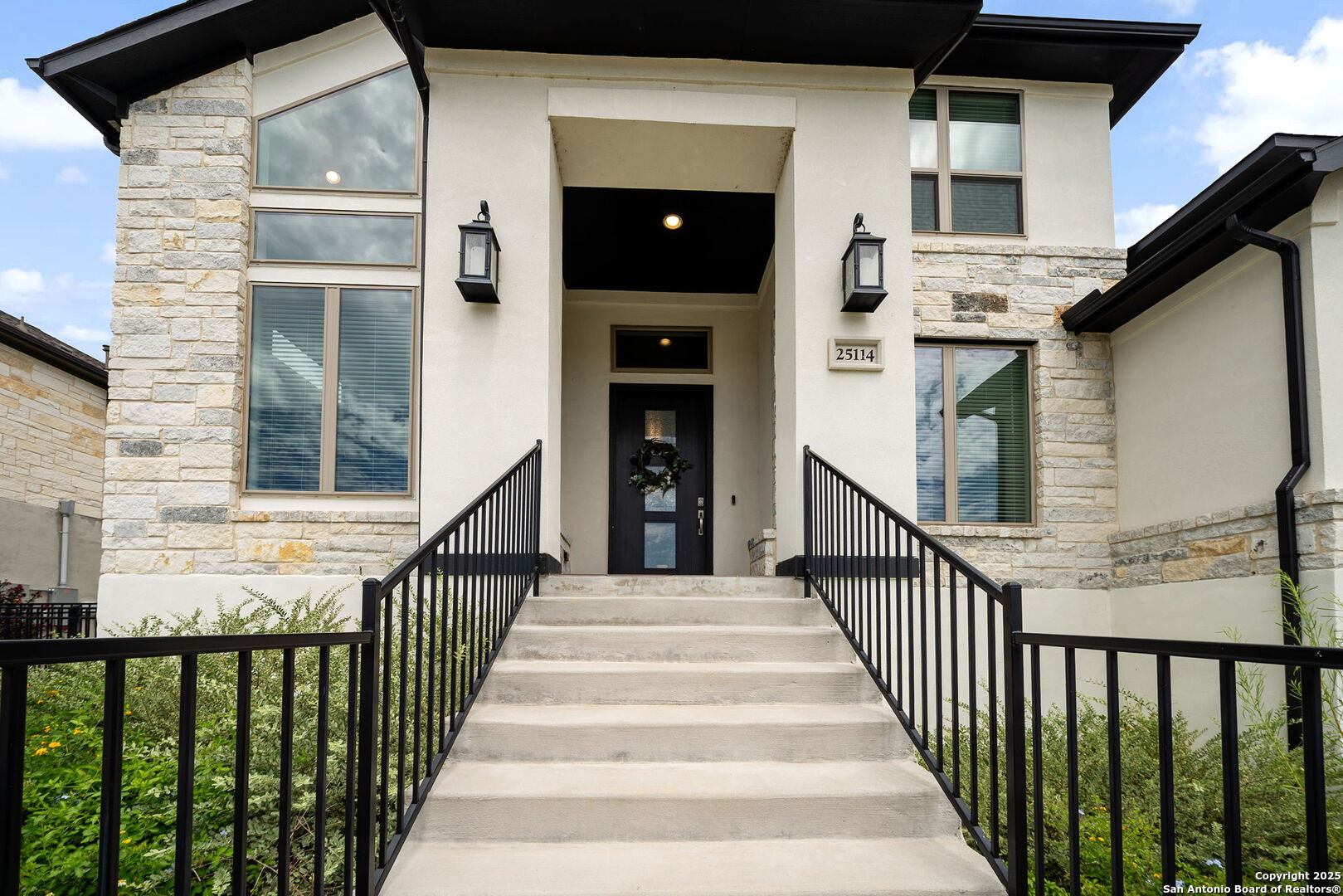 25114 Buffalo Clover