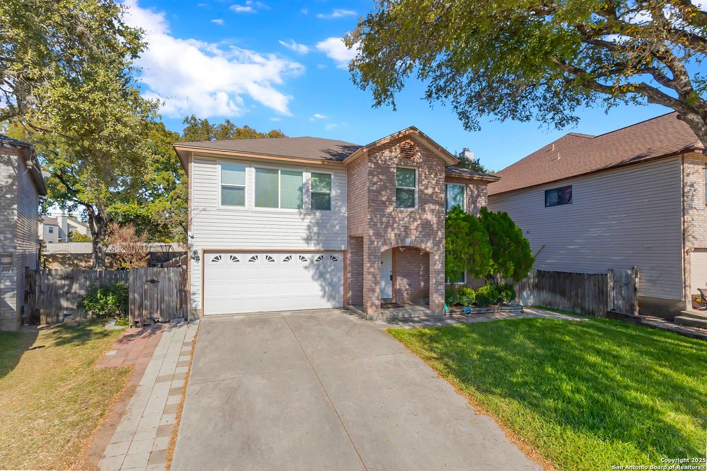 Photo of 6161 Border Trail Dr, San Antonio, TX 78240 (MLS # 1924946)