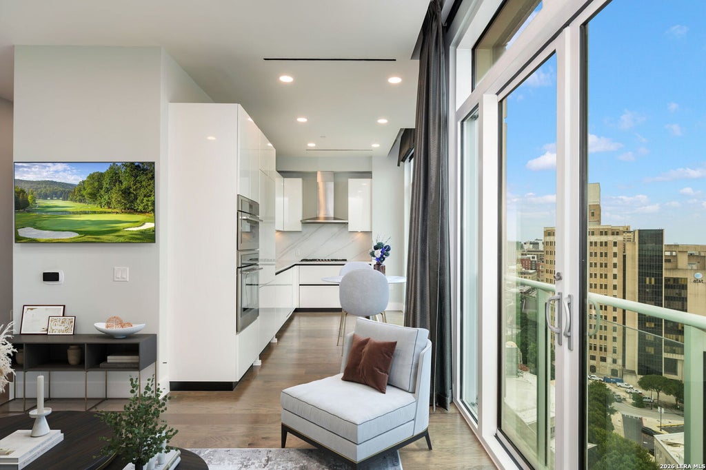 Photo of 123 LEXINGTON AVE APT 1508 #APT 1508, San Antonio, TX 78205 (MLS # 2015211)
