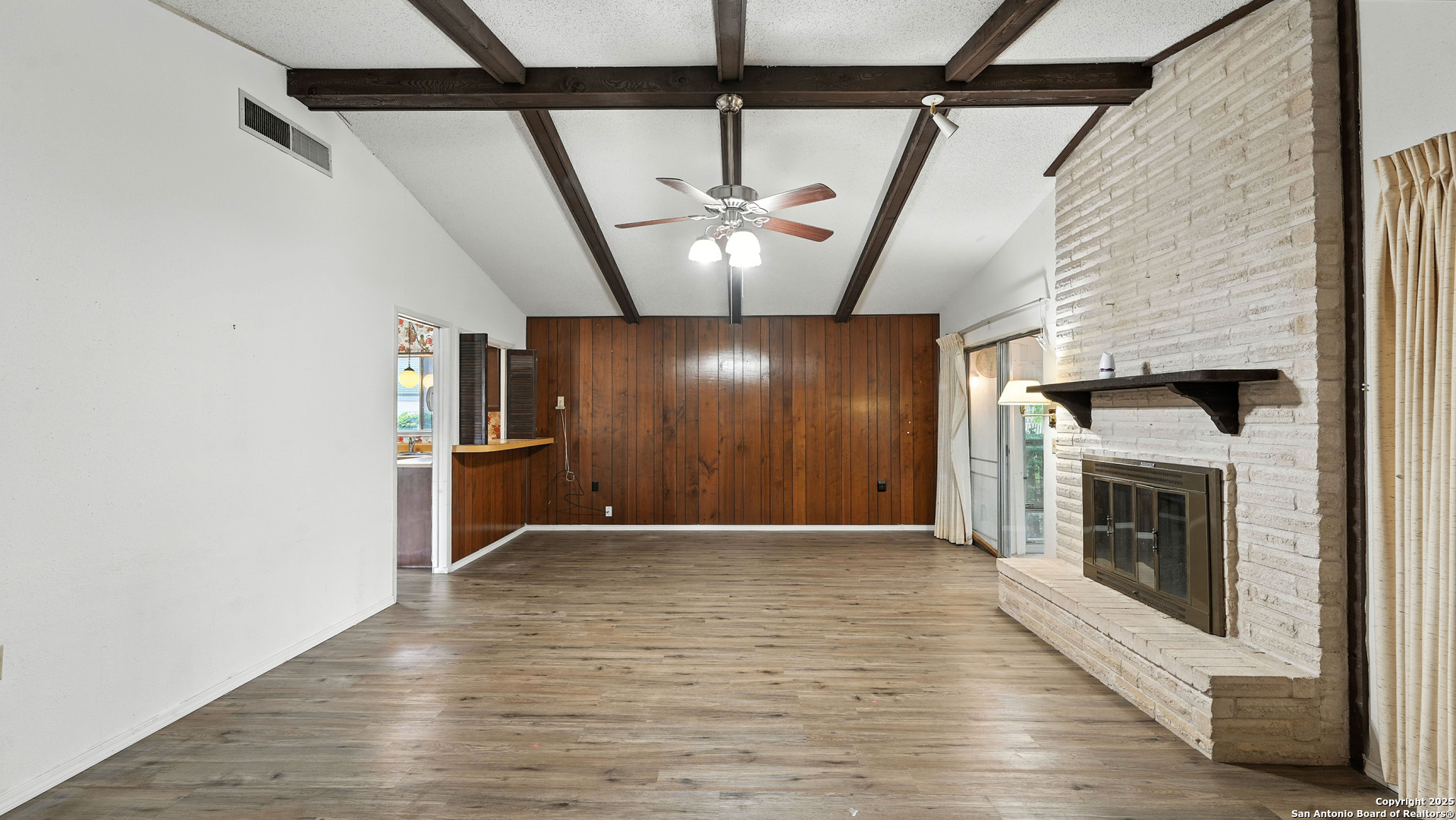 11408 Golden Oak