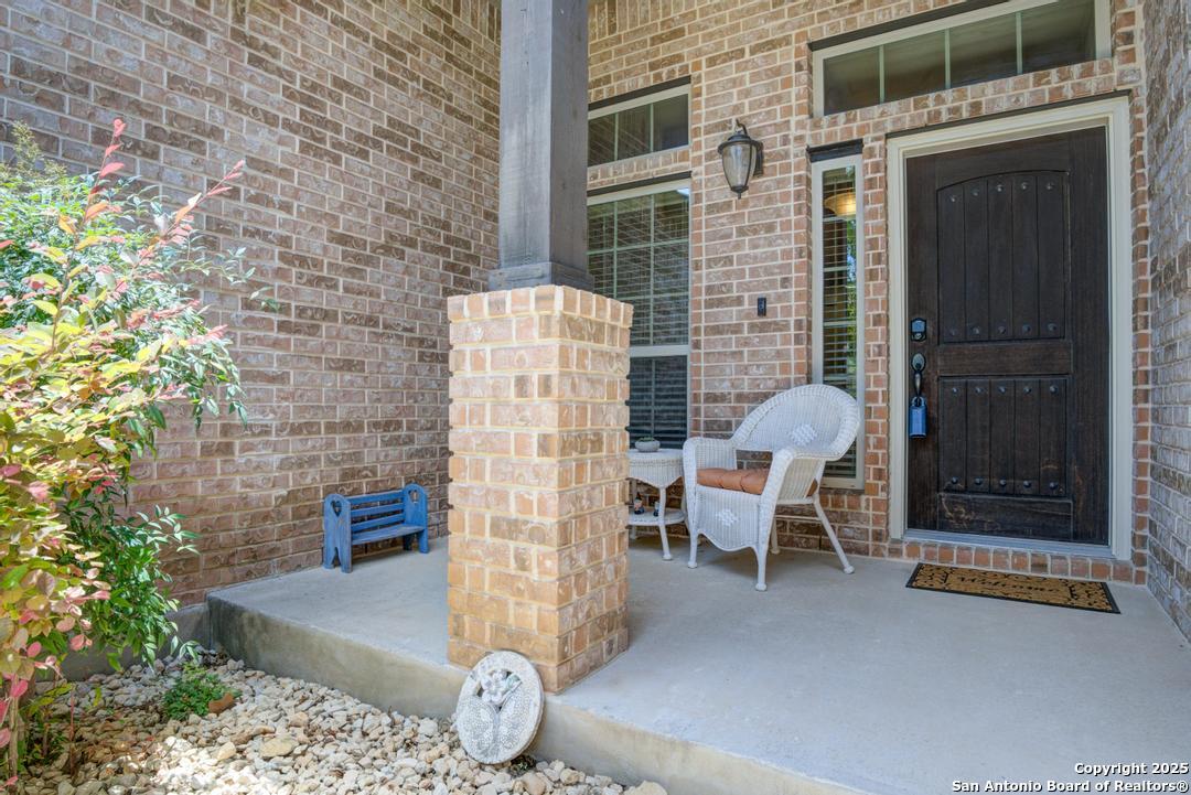 9019 Monument Parke