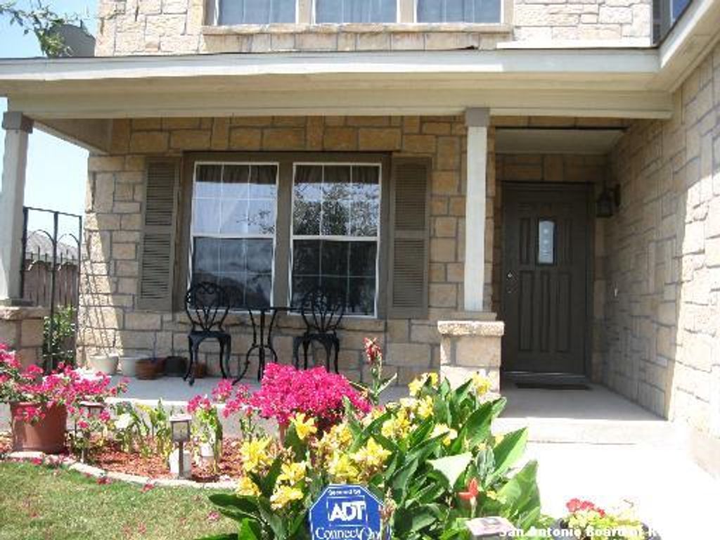 Photo of 120 TOWER BLUFF, Cibolo, TX 78108 (MLS # 1856852)