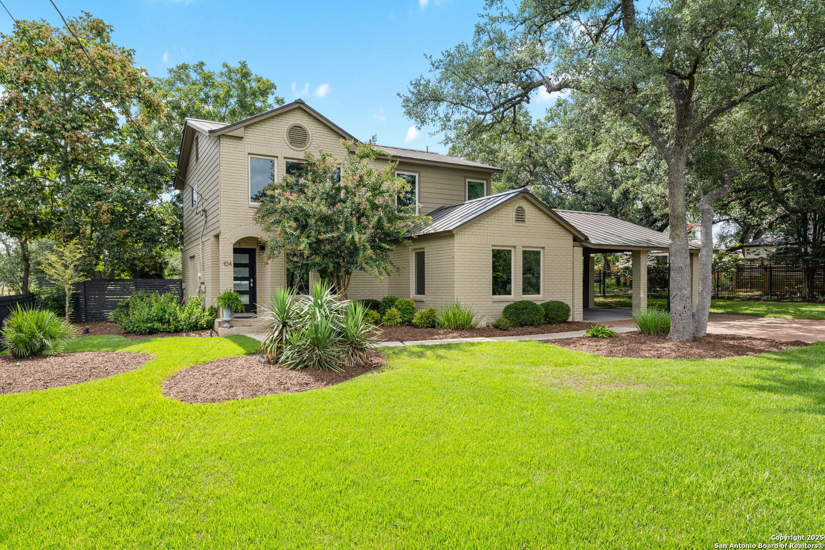 104 Arrowhead Lane