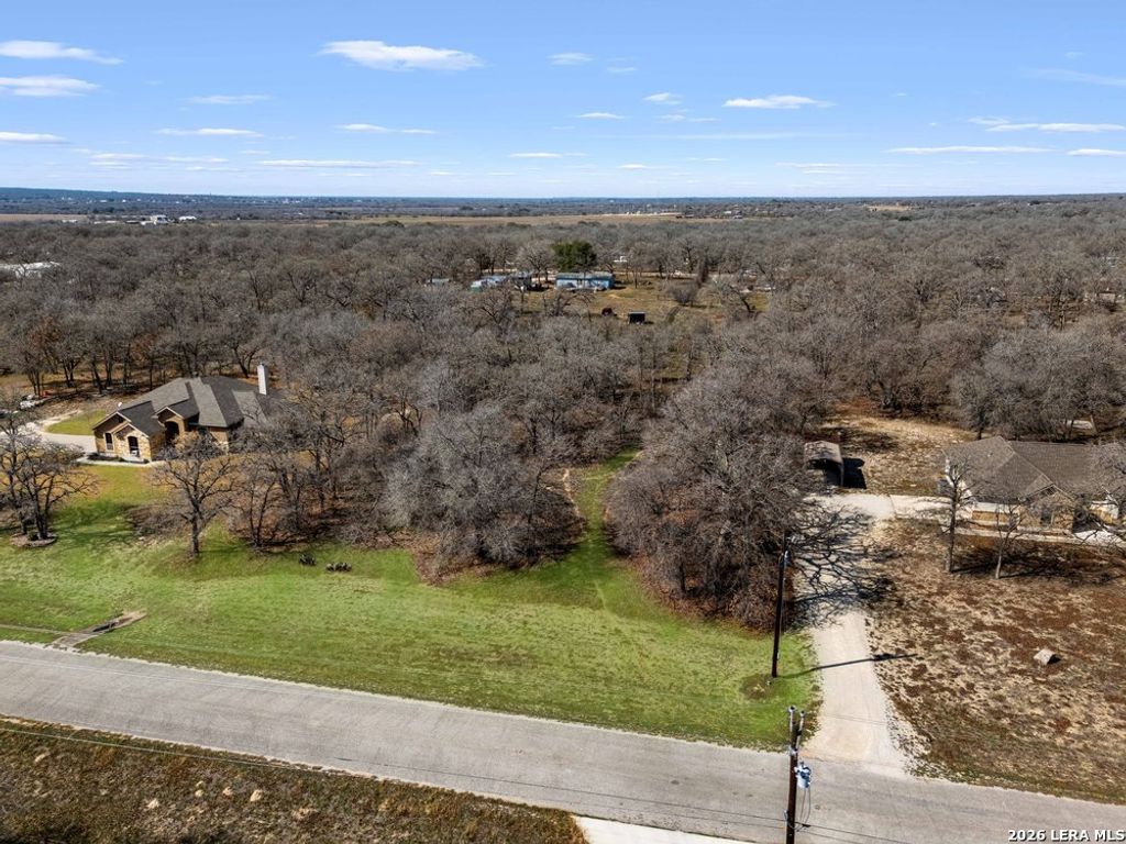 Photo of 201 Sendera Crossing, La Vernia, TX 78121 (MLS # 1943214)