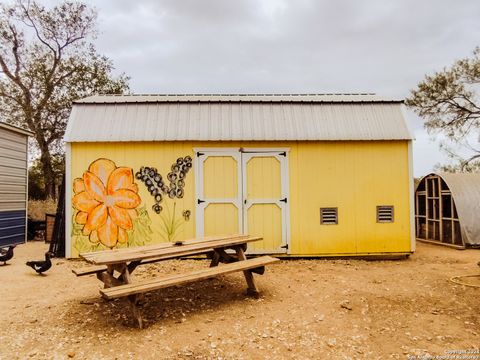 A home in Poteet