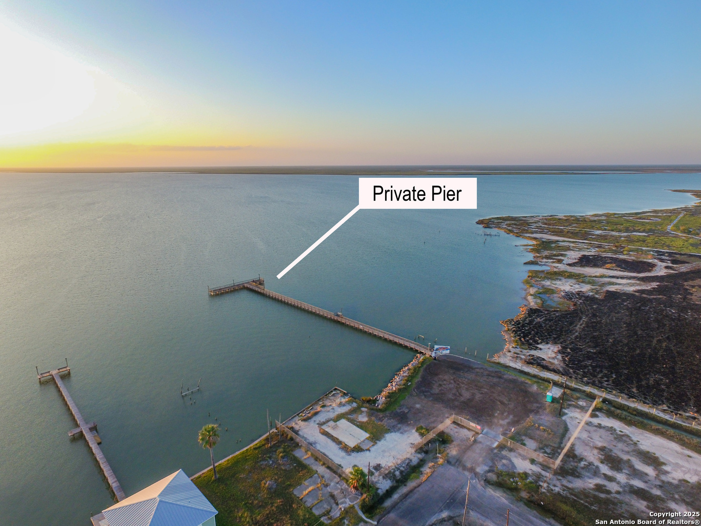 290 WEST LIVE OAK LN