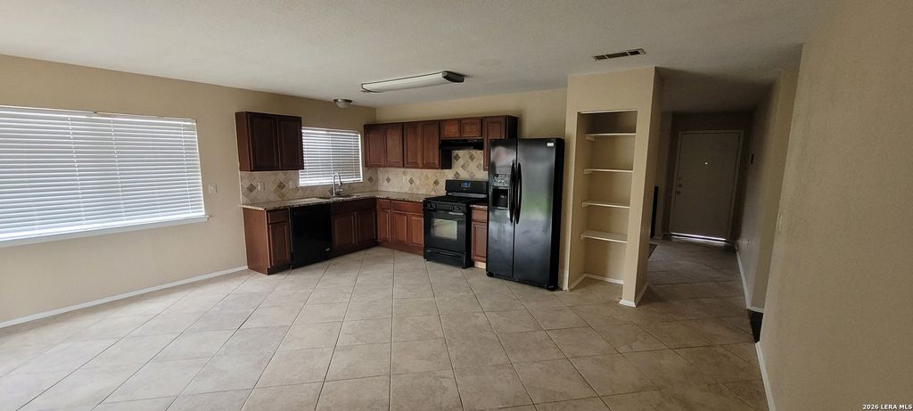 Photo of 112 Friendswood, Universal City, TX 78148 (MLS # 1939144)