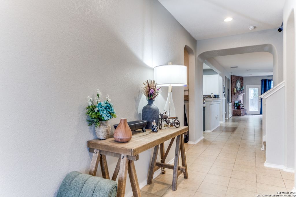 Photo of 153 Rattlesnake Bluff, Boerne, TX 78006 (MLS # 1877785)