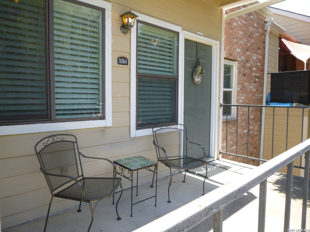 Photo of 11610 Vance Jackson Rd 1084 #1084, San Antonio, TX 78230 (MLS # 2010027)