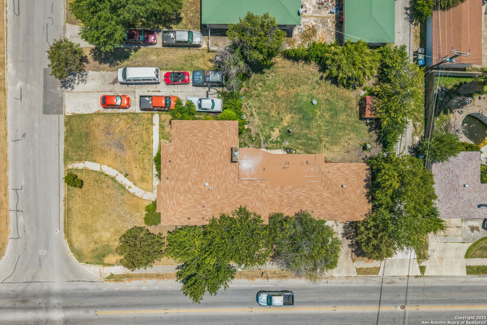 2362 W Gramercy Pl.