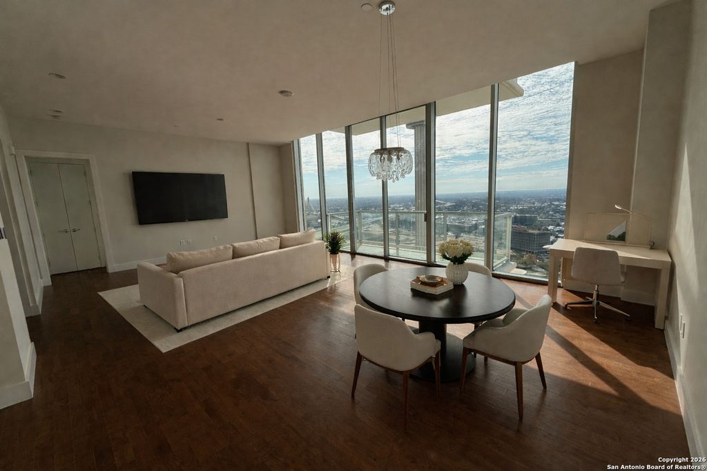 Photo of 610 E MARKET ST 2803 #2803, San Antonio, TX 78205 (MLS # 1931262)