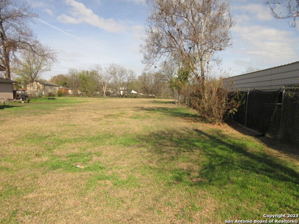 Photo of 000 ELDRIDGE AVE, San Antonio, TX 78237 (MLS # 1740176)