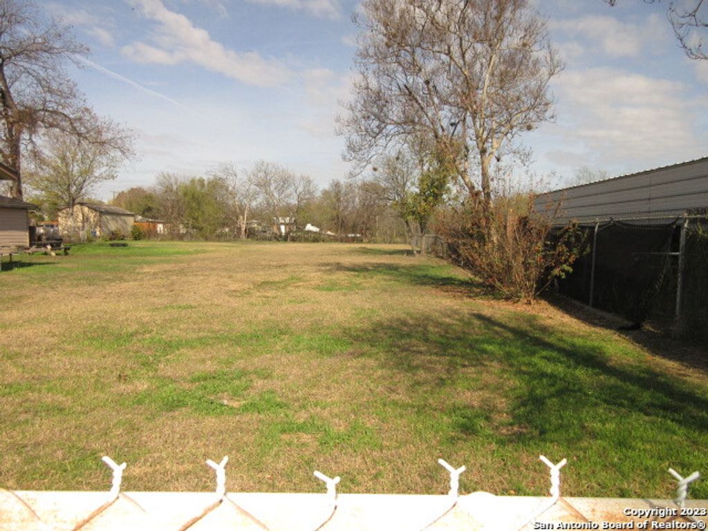 Photo of 000 ELDRIDGE AVE, San Antonio, TX 78237 (MLS # 1740176)