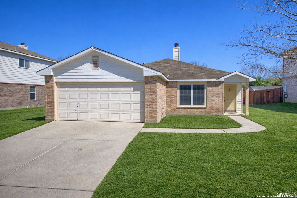 Photo of 8807 Summer Trail, San Antonio, TX 78250 (MLS # 1946767)