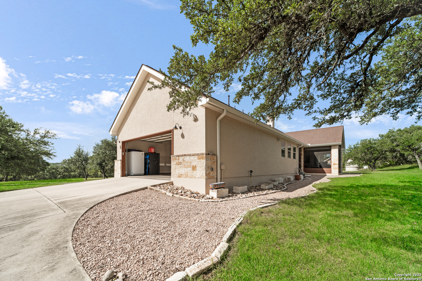 1643 Rebecca Ranch