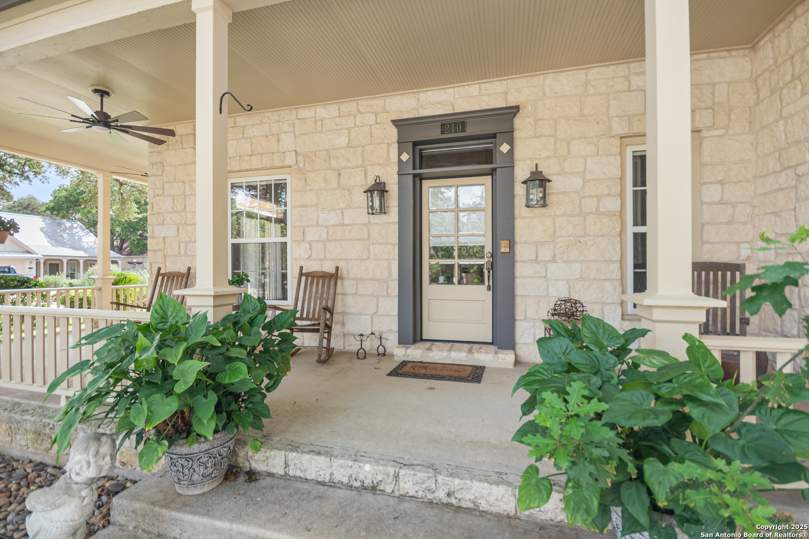 210 Village Dr
