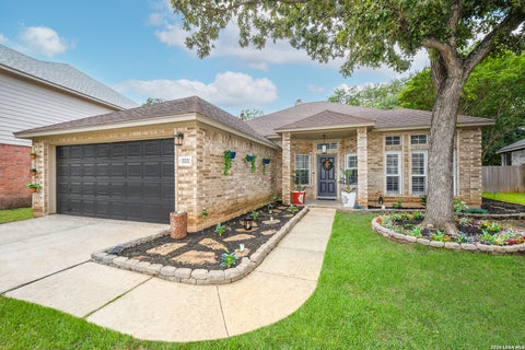 Property photo of 2331 Preakness Ln, San Antonio, TX 78248