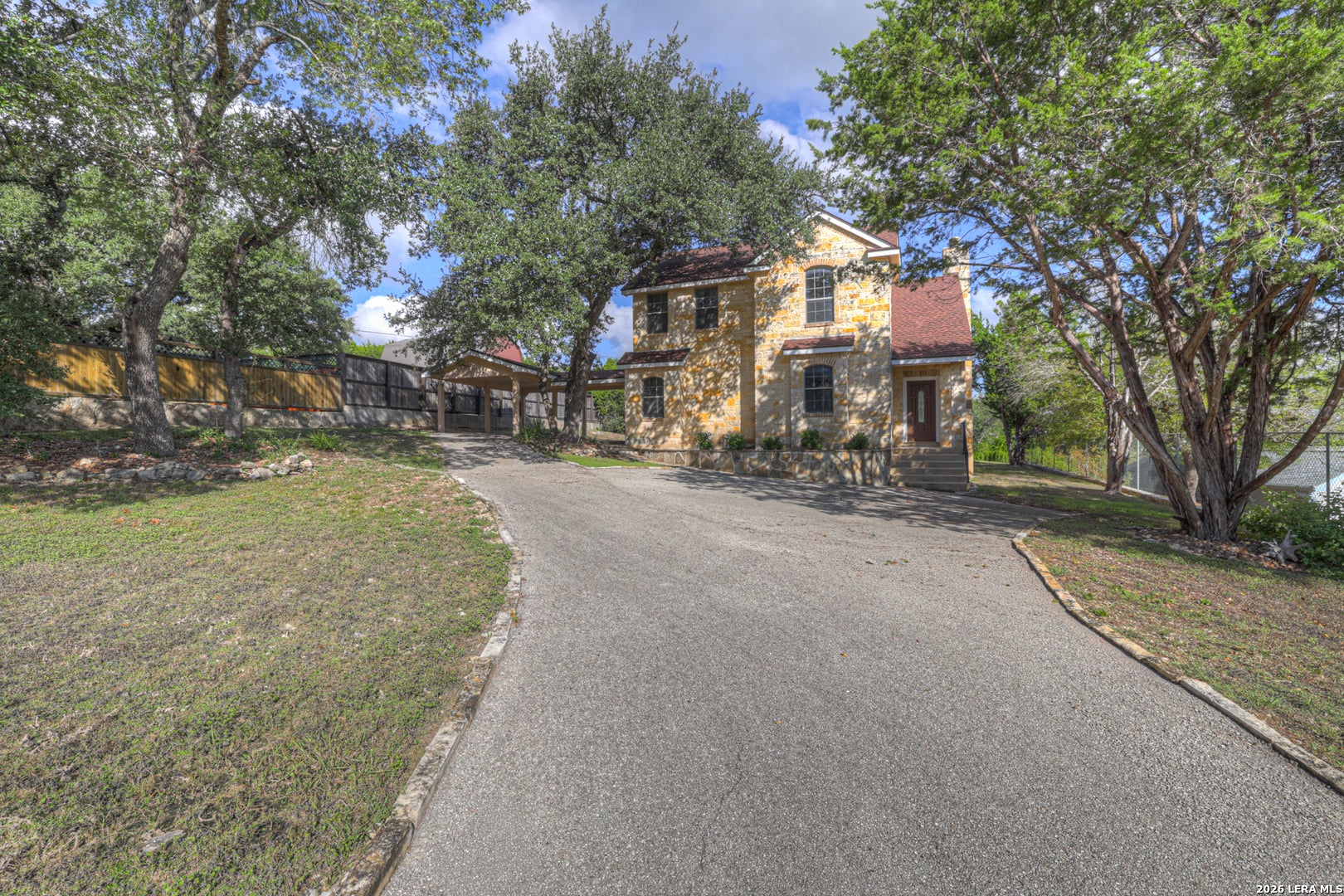 146 Creekview