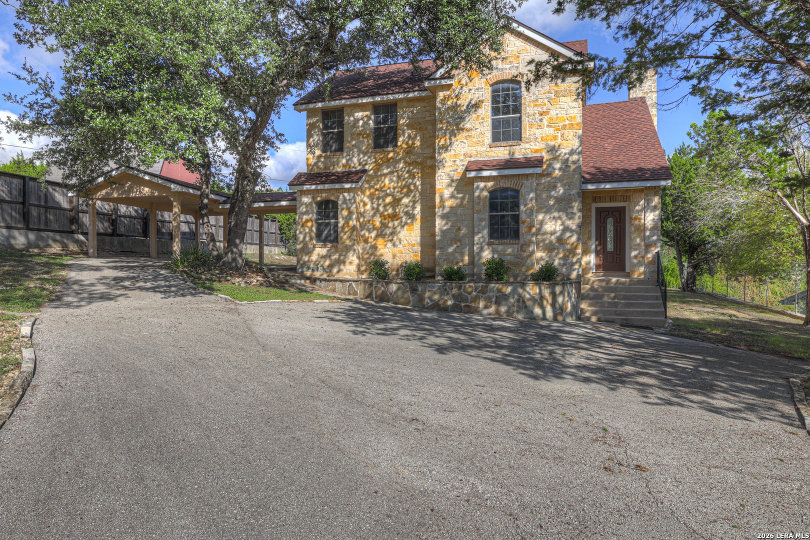 146 Creekview