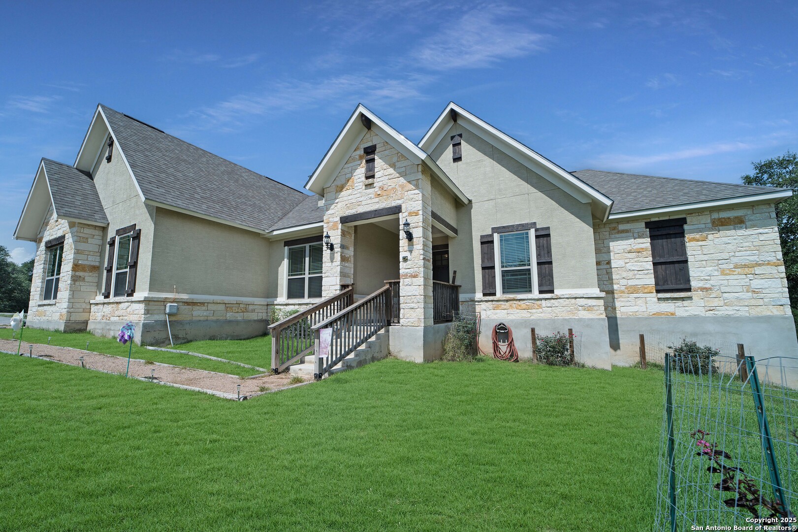 1014 Bridlewood