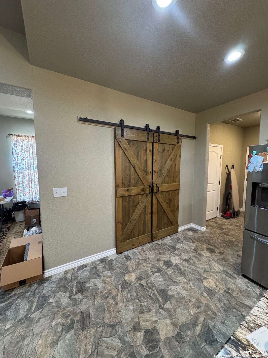 7411 Maverick Heights