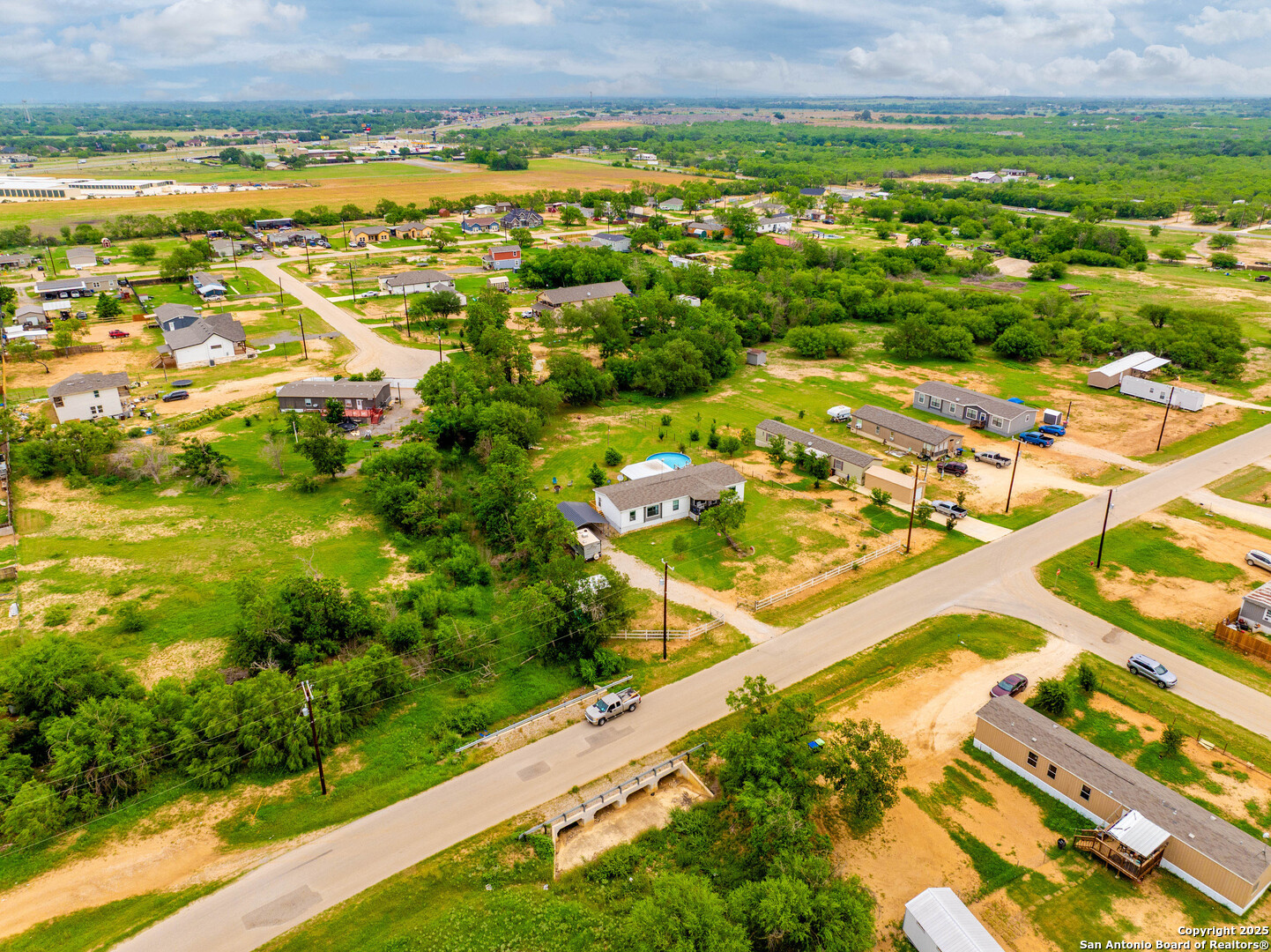 Lytle, Texas 78052, United States, 4 Bedrooms Bedrooms, ,2 BathroomsBathrooms,Residential,Pending,161168