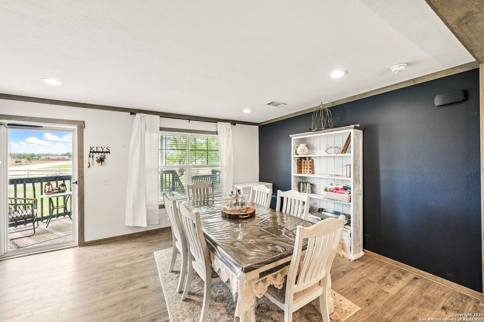 Lytle, Texas 78052, United States, 4 Bedrooms Bedrooms, ,2 BathroomsBathrooms,Residential,Pending,161168